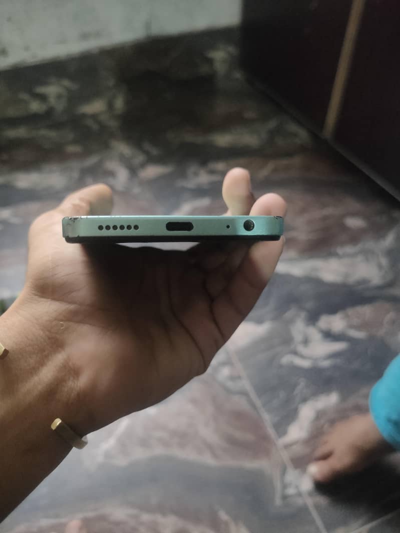 Infinix Smart 8 1