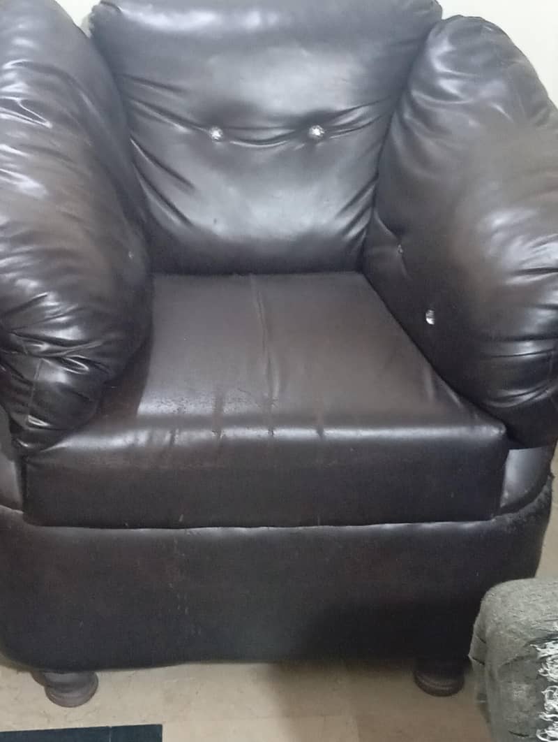 leather sofa 1
