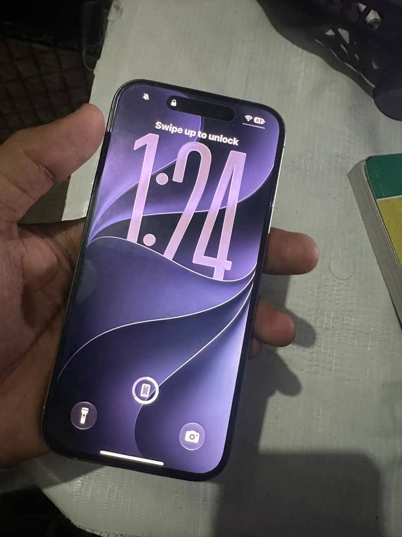 Apple iPhone 15 Pro 4