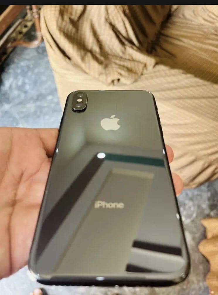 Apple iPhone XS 2