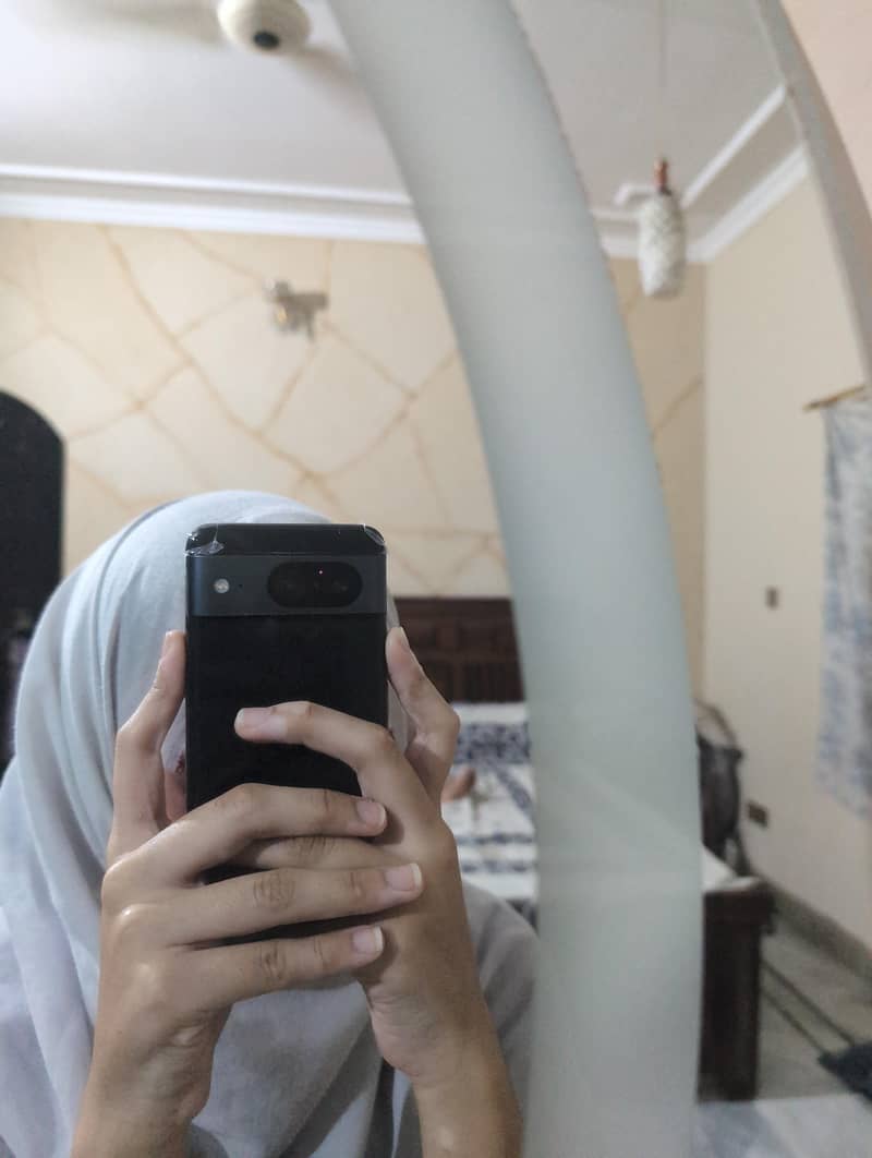 Google Pixel 8 1