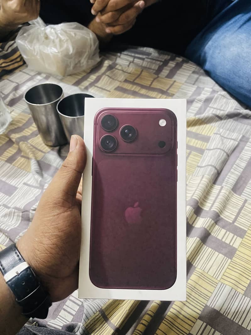 Apple iPhone 18 Pro Max 1