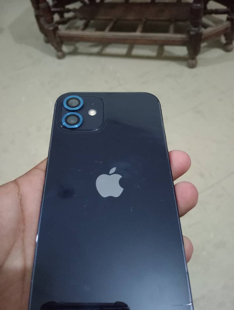 Apple iPhone 12 0