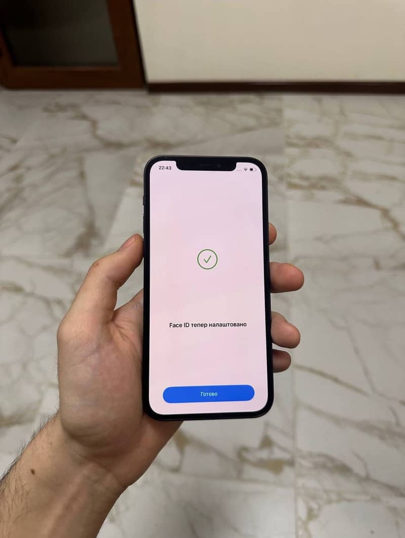 Apple iPhone 12 3