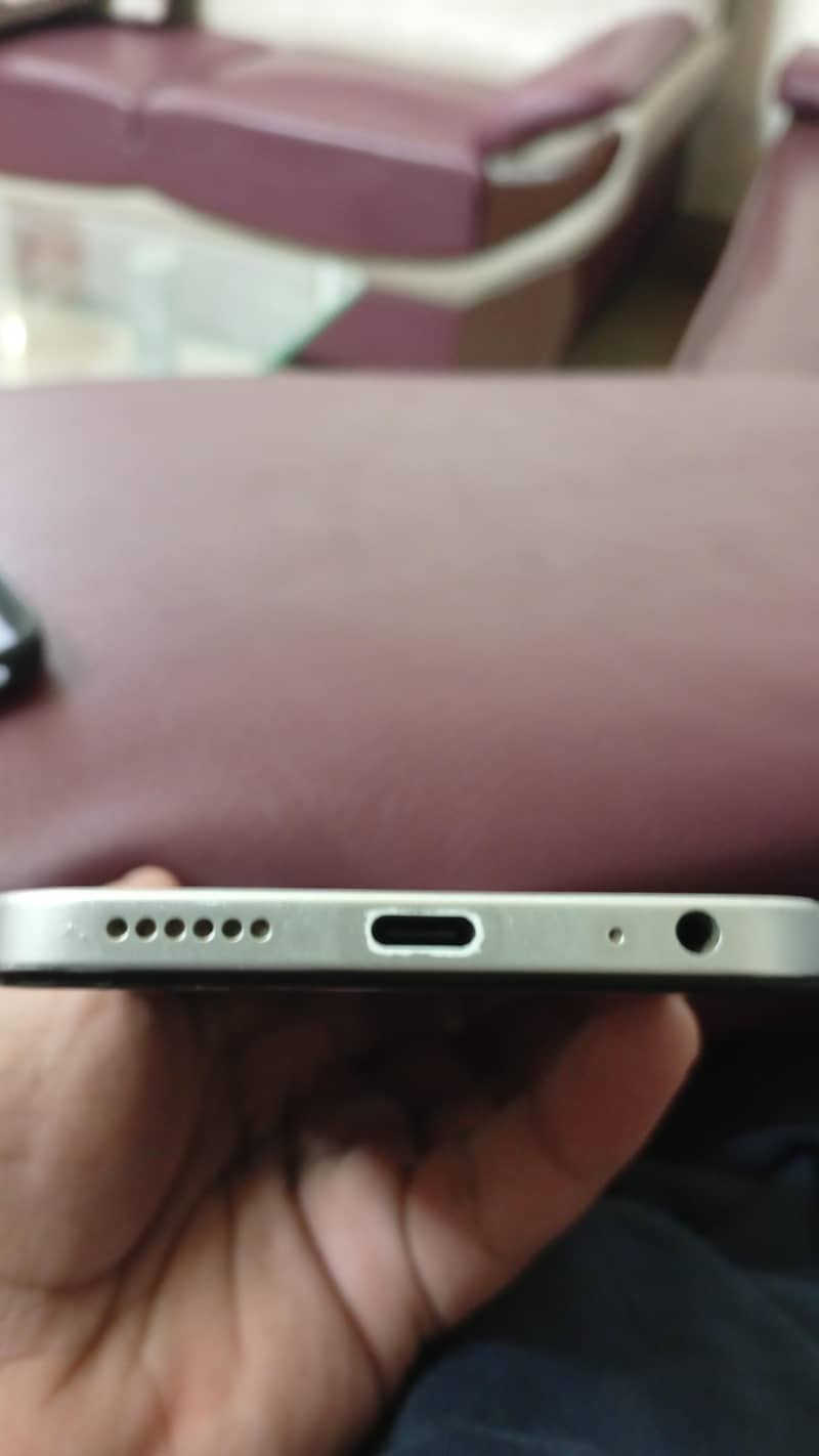 Tecno SPARK 30C 4