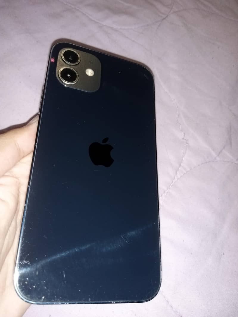 Apple iPhone 12 1