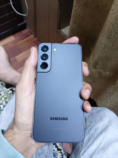 Samsung Mobile S22