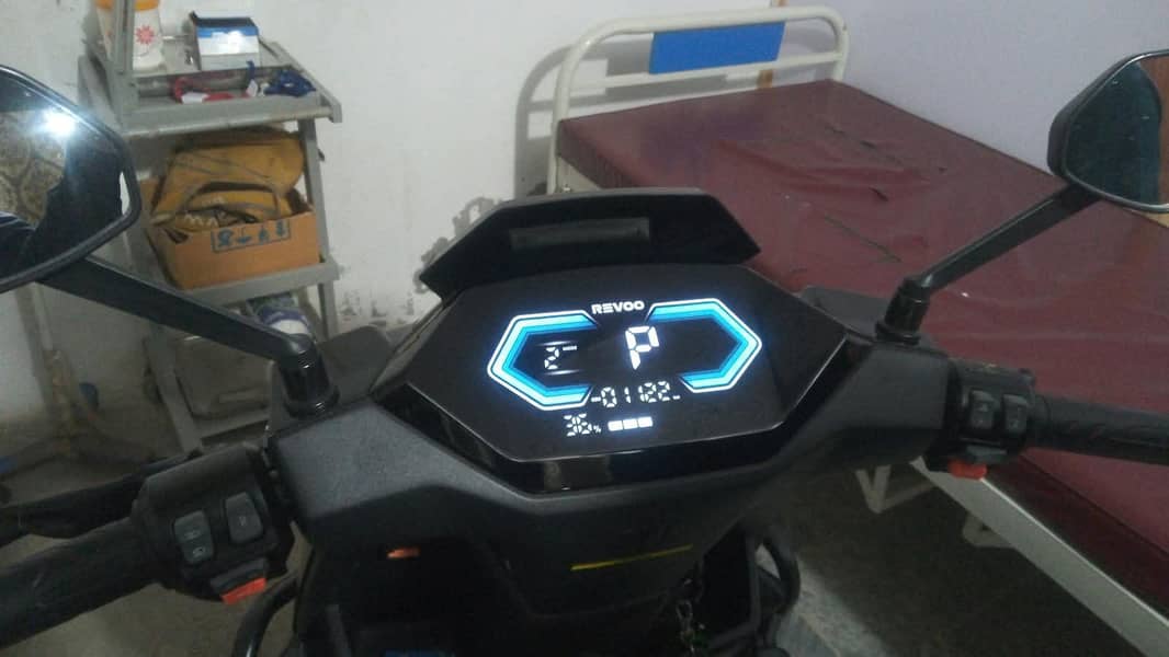 Revoo C35 4