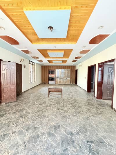 1 kanal vvip upper portion for rent 4 bedrooms 4 washroom 0333.3333506