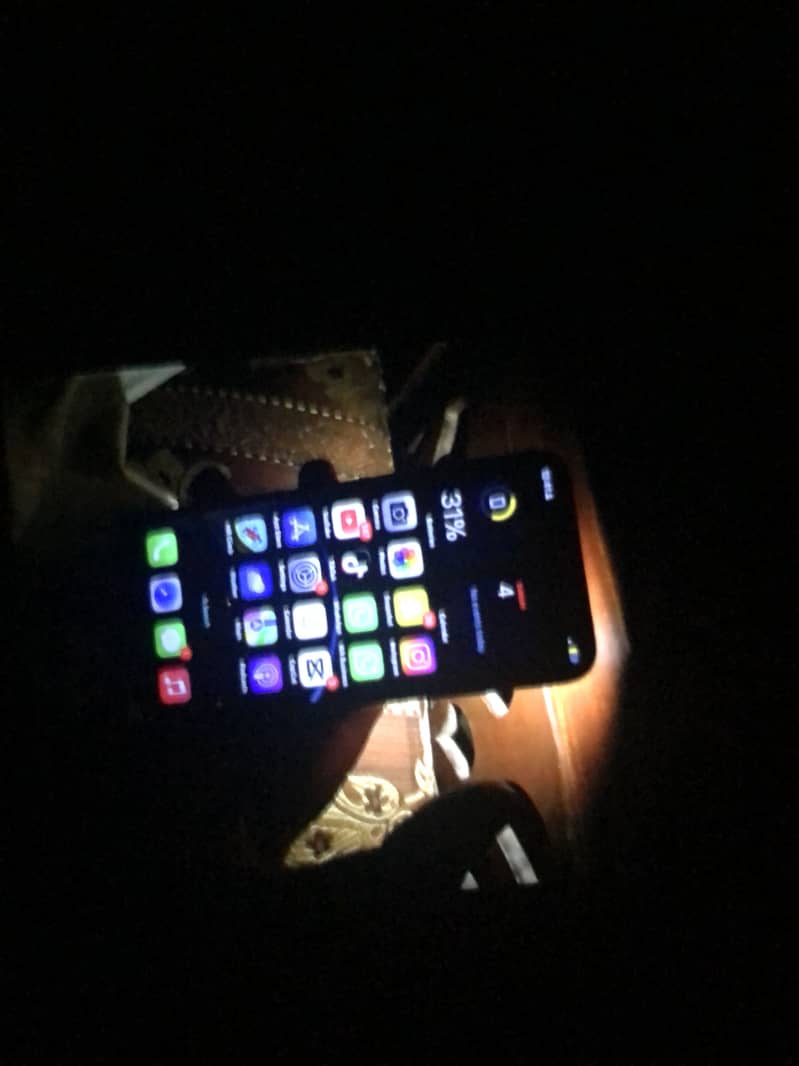 Apple iPhone X 0