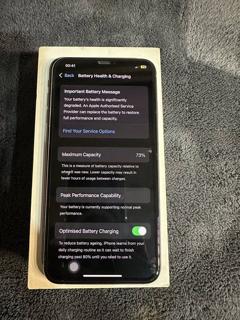 Apple iPhone XS Max 9