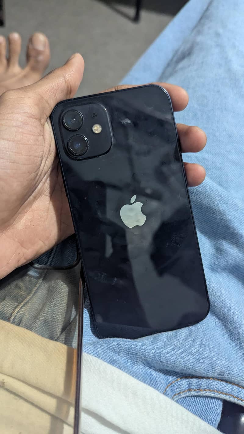 Apple iPhone 12 3