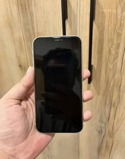 Apple iPhone 11 64GB jv