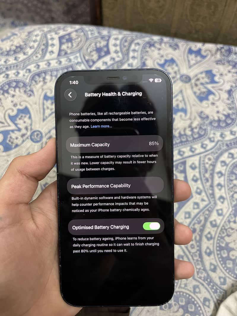 Apple iPhone 12 6