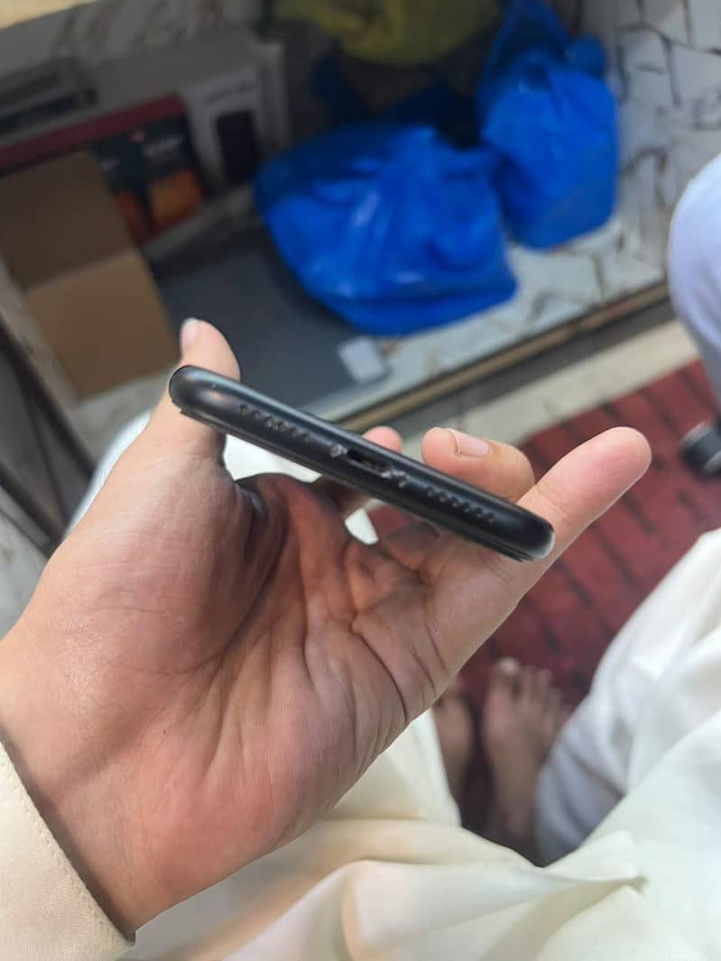 Apple iPhone XR 2