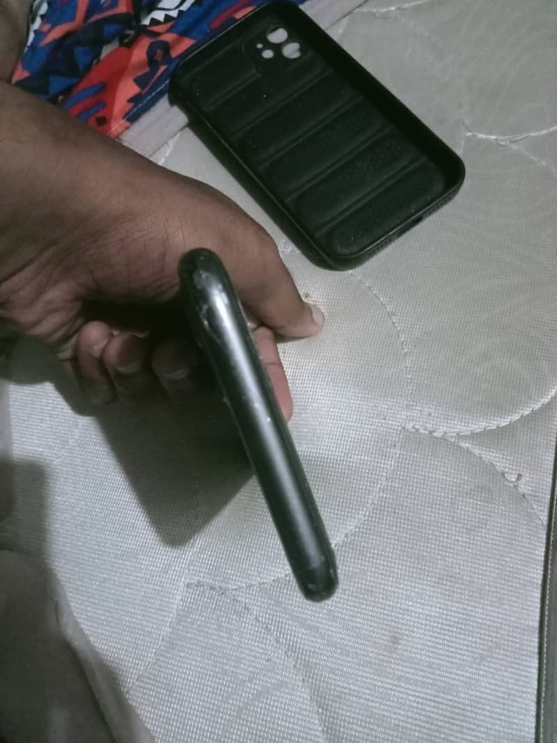 Apple iPhone 11 5