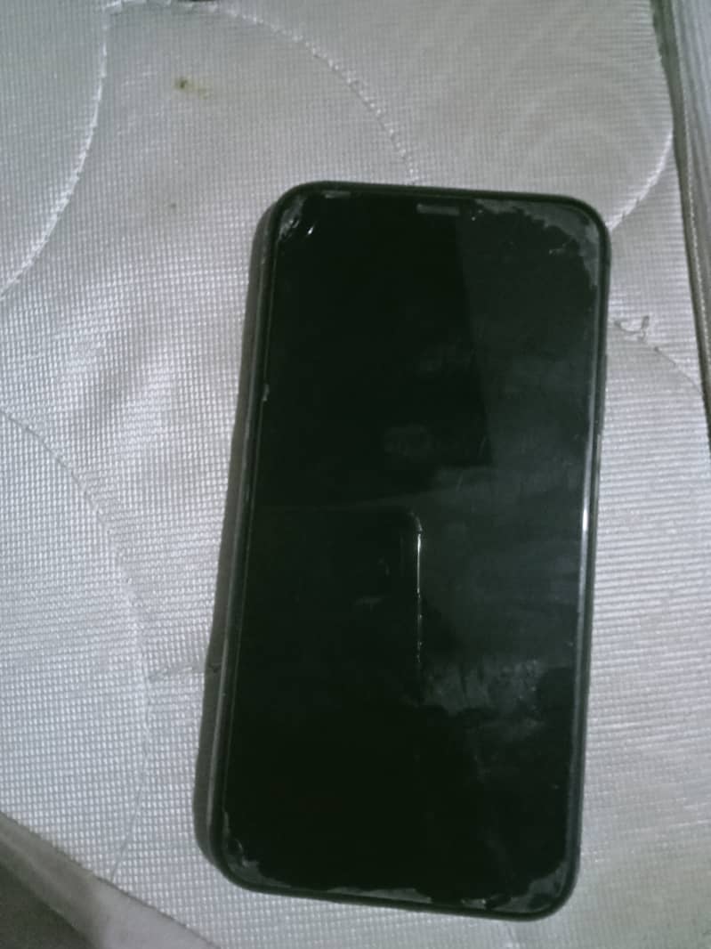 Apple iPhone 11 6
