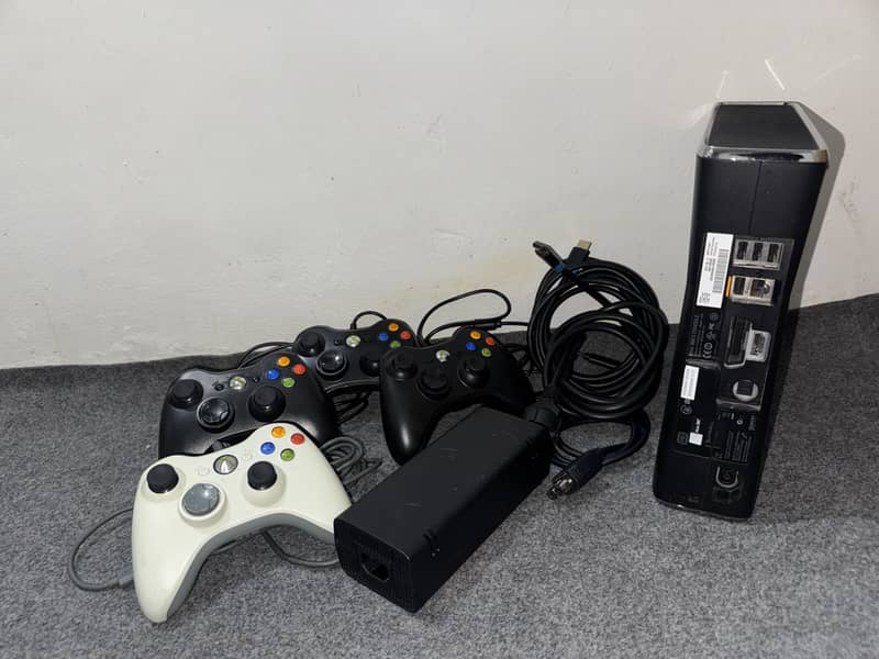 Xbox 360 slim 0