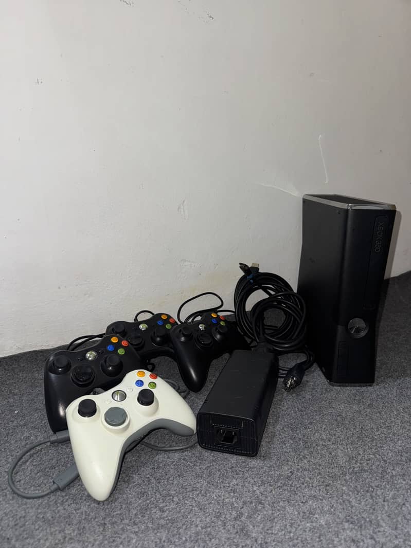 Xbox 360 slim 3