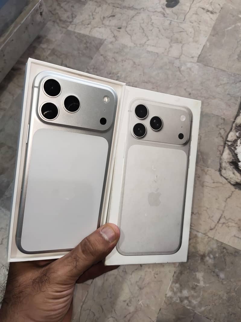 Apple iPhone 17 Pro Max 0