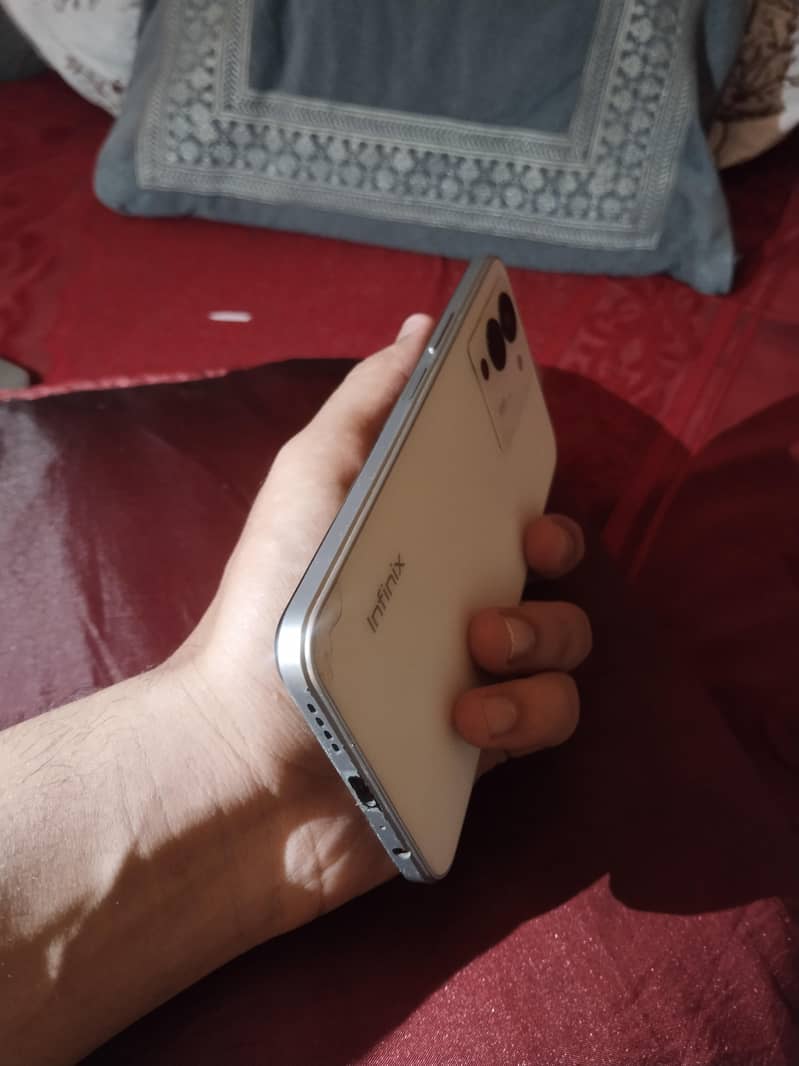 Infinix Note 12 2