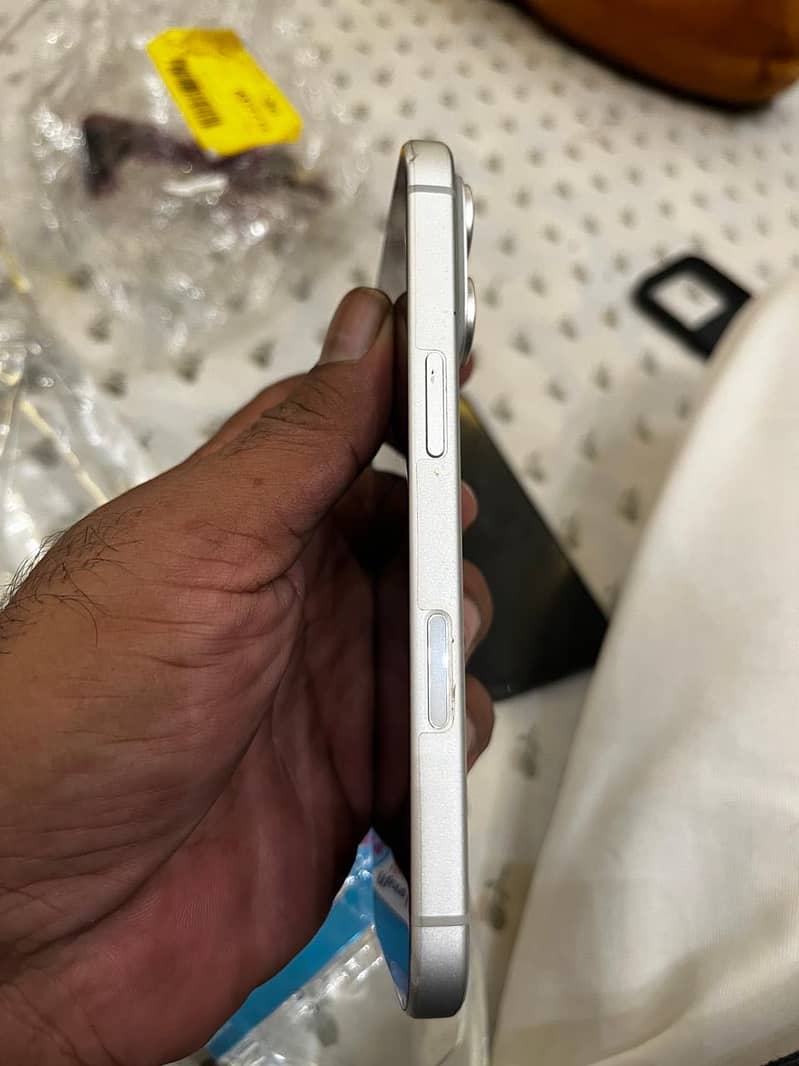 Apple iPhone 17 Pro 1