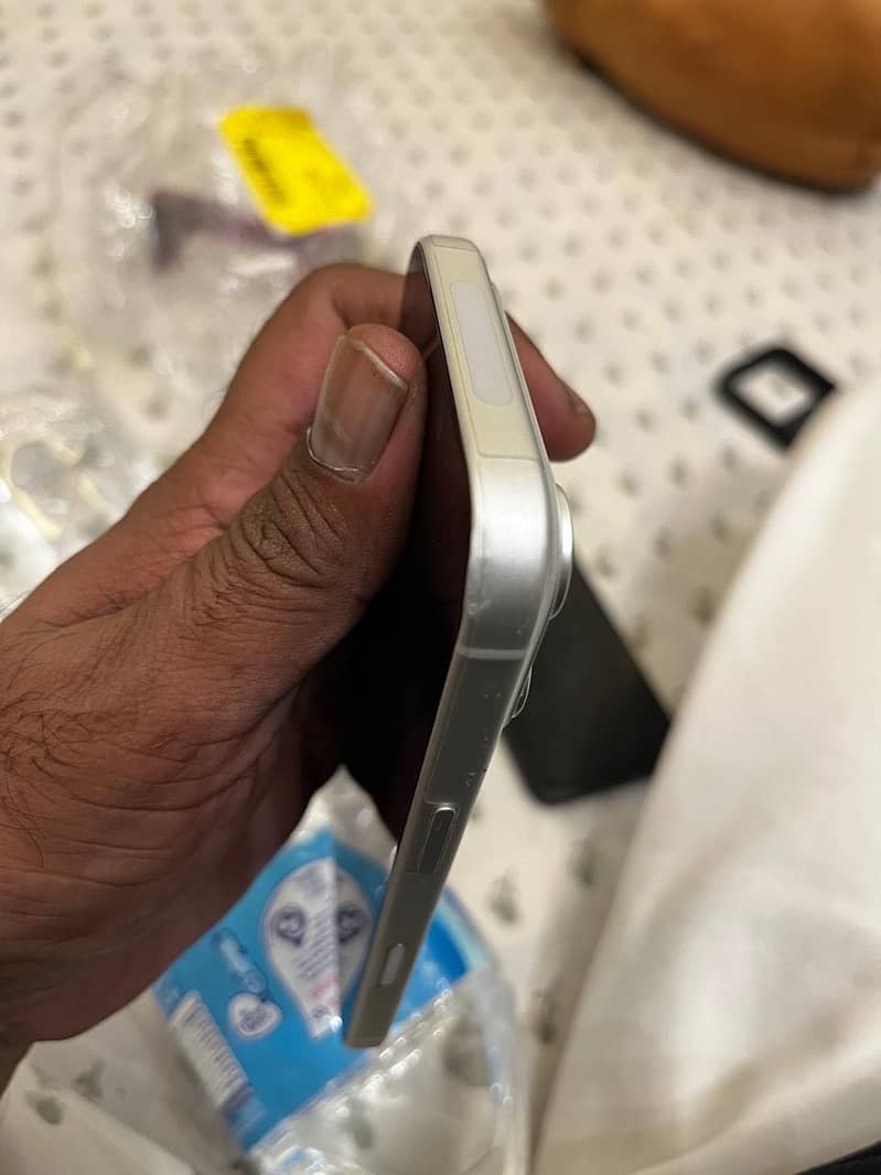 Apple iPhone 17 Pro 2
