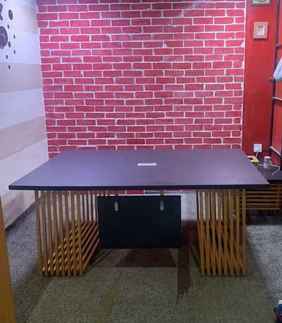 Office executive table 1 6x4 plus 2 tables 3x2 fit