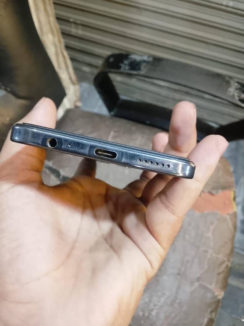 Tecno SPARK 30 Pro 4