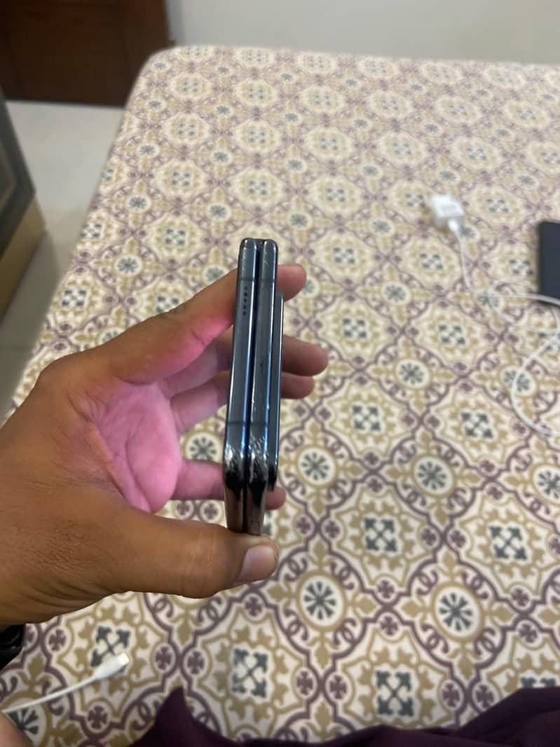 Google Pixel Fold 2
