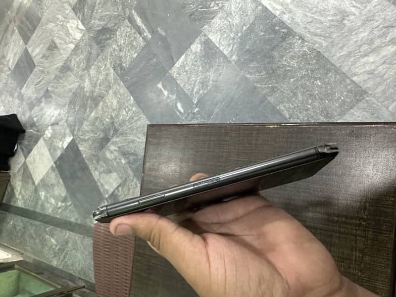 Apple iPhone 11 Pro Max 3