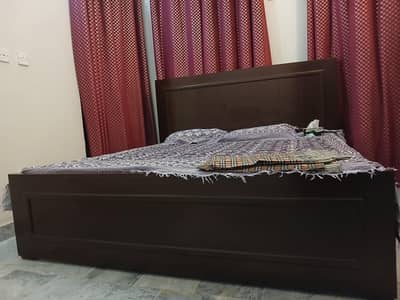 New condition bed