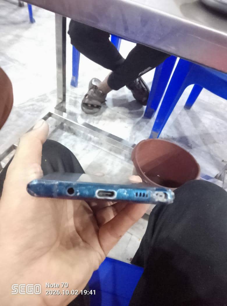 Samsung Mobile Note 9 1