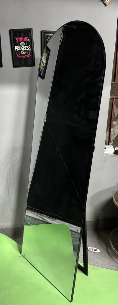 Full size mirror