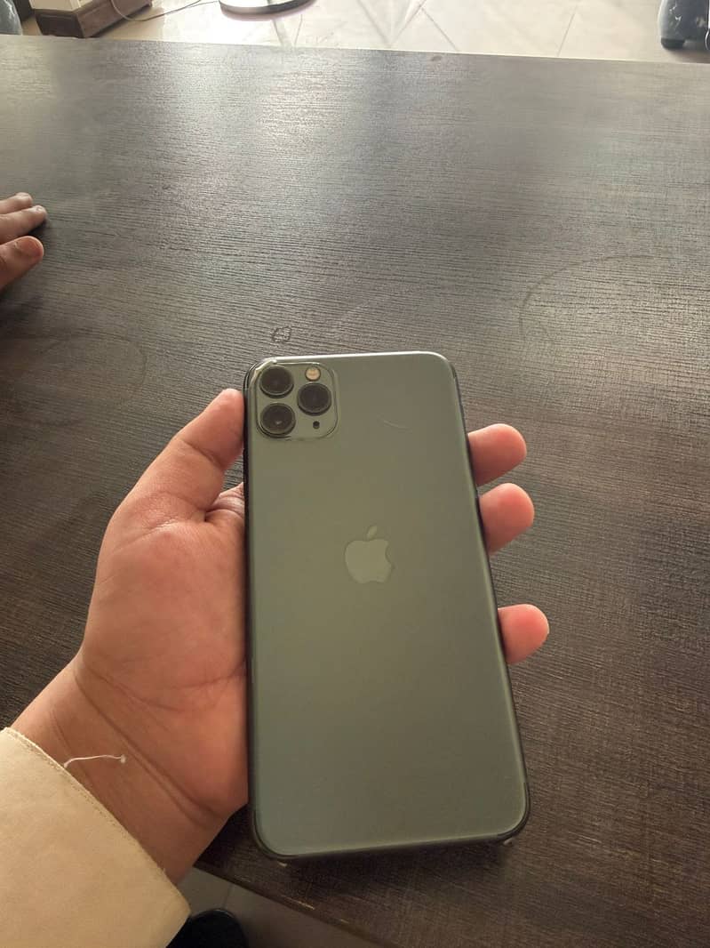 Apple iPhone 11 Pro Max 1