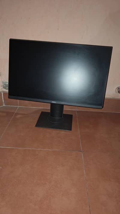 Dell 23' inch Led , 1080p HD Resolution