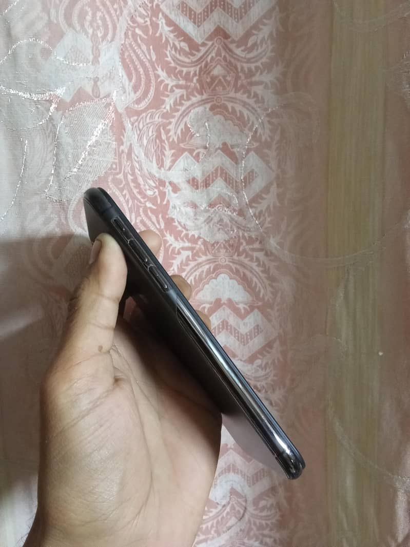 Apple iPhone X 2
