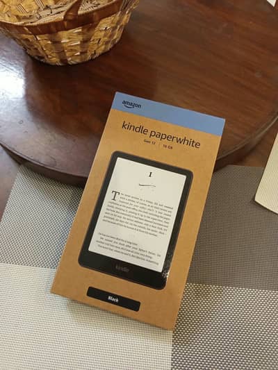 Amazon Kindle 12th gen paperwhite, 16gb Box packed