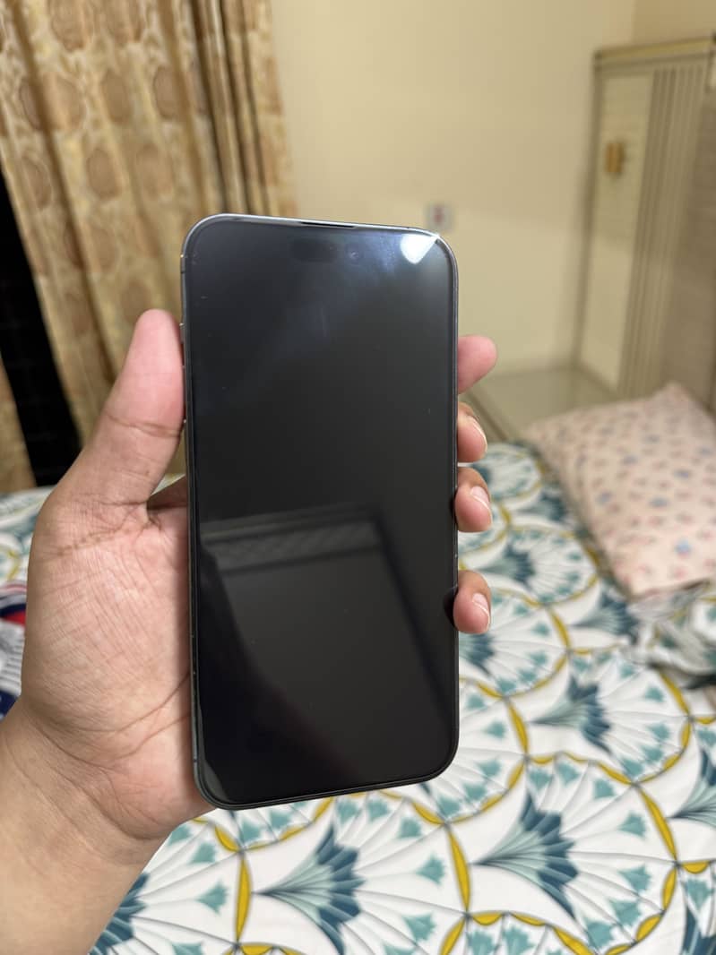 Apple iPhone 14 Pro Max 0