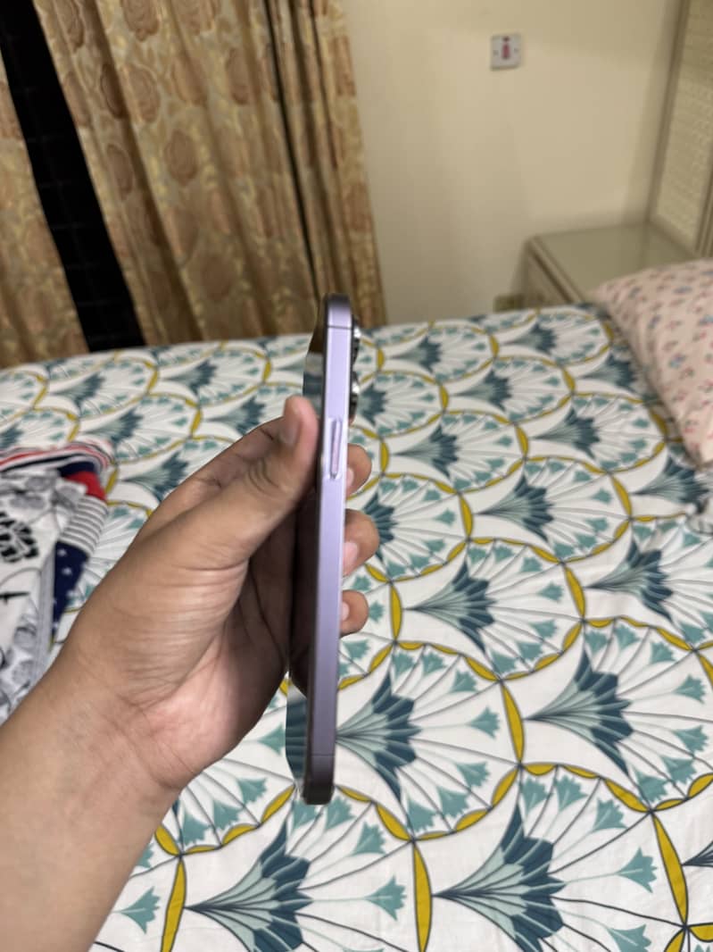 Apple iPhone 14 Pro Max 3