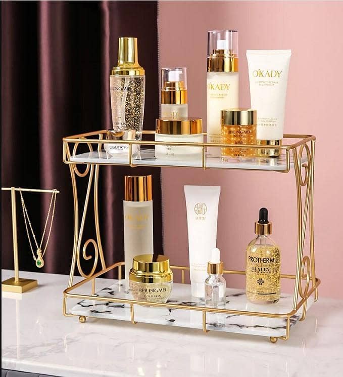Makeup organizer 0