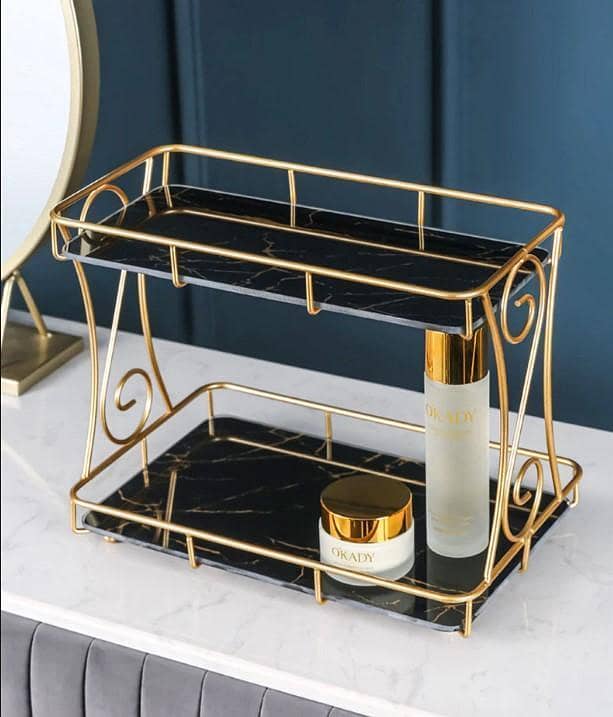 Makeup organizer 3