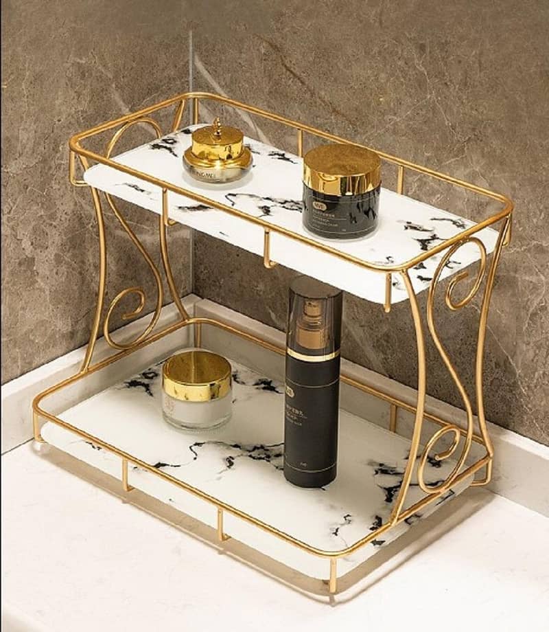 Makeup organizer 4