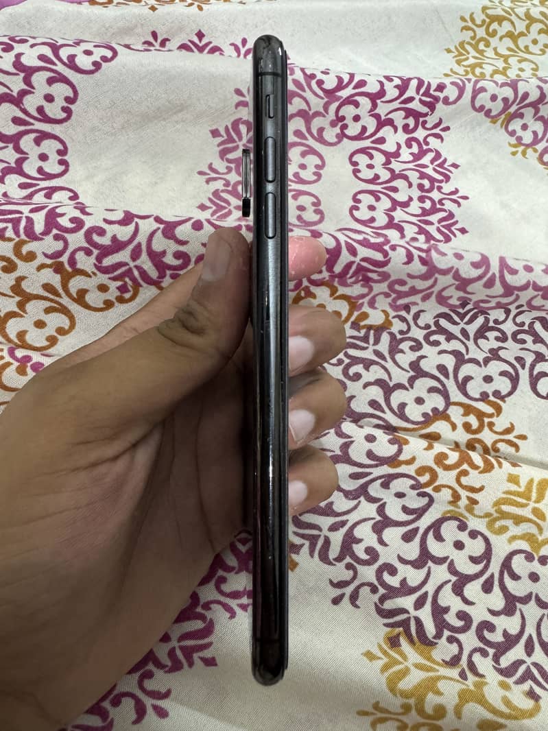 Iphone xs max 4