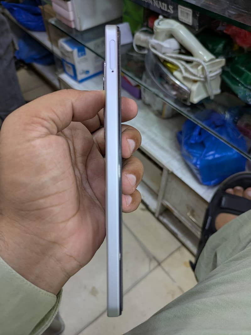 Realme C71 3