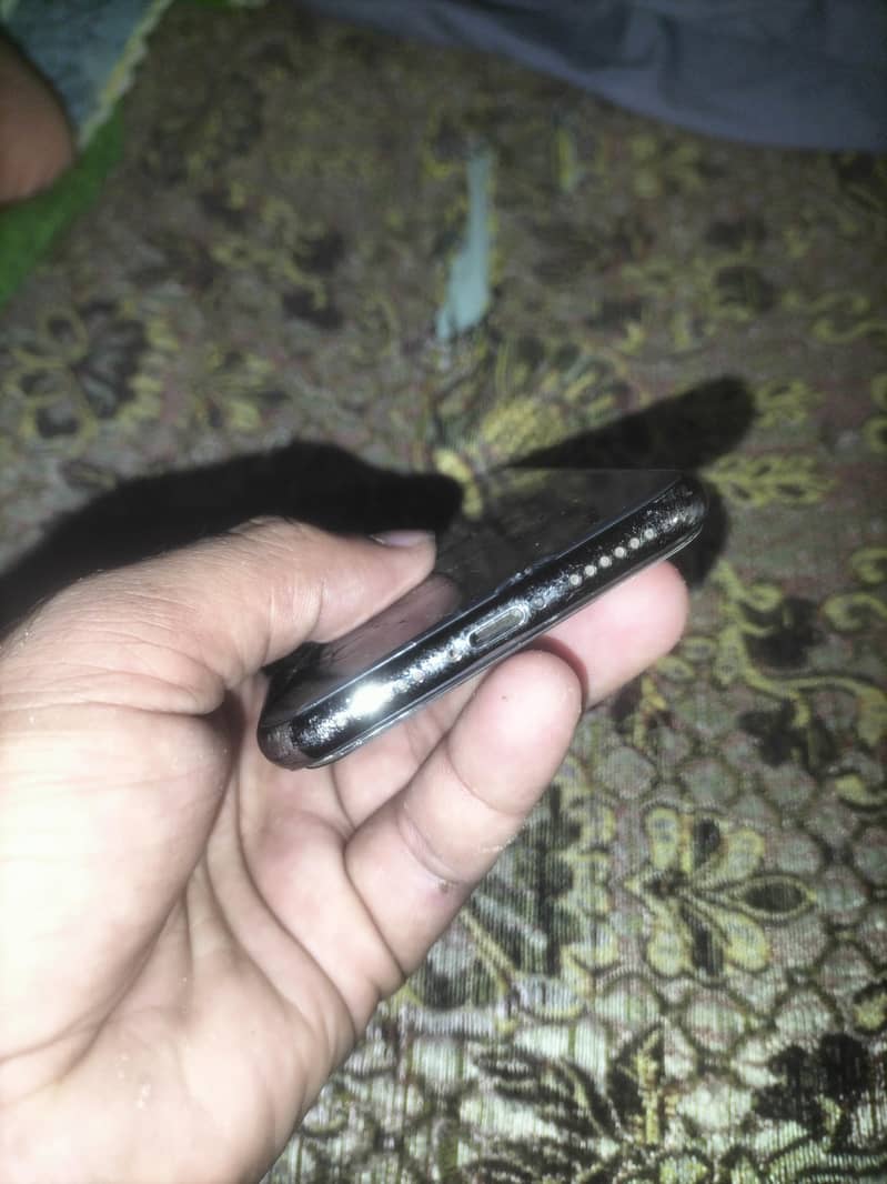 iphone x. 128. 0