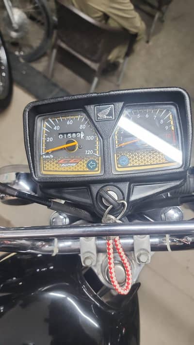 Honda Cg 125 2026 Black Gold Edition