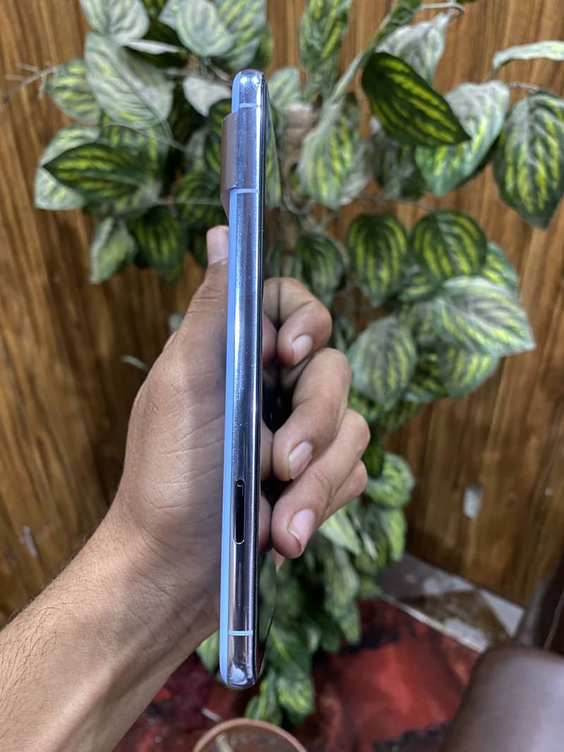 Google Pixel 8 Pro 2