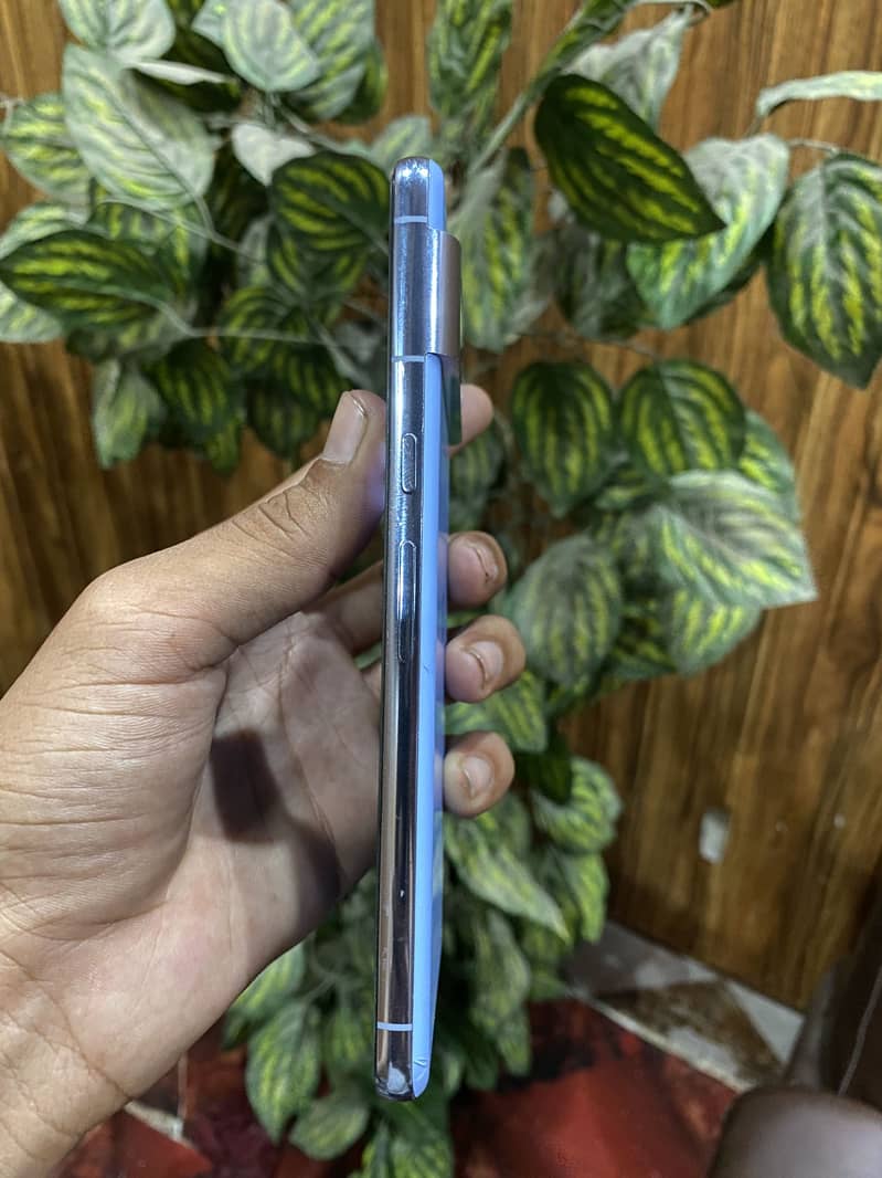 Google Pixel 8 Pro 4