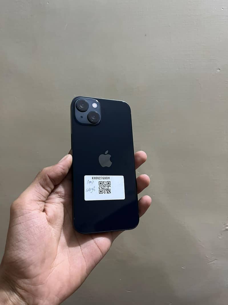 Apple iPhone 13 0
